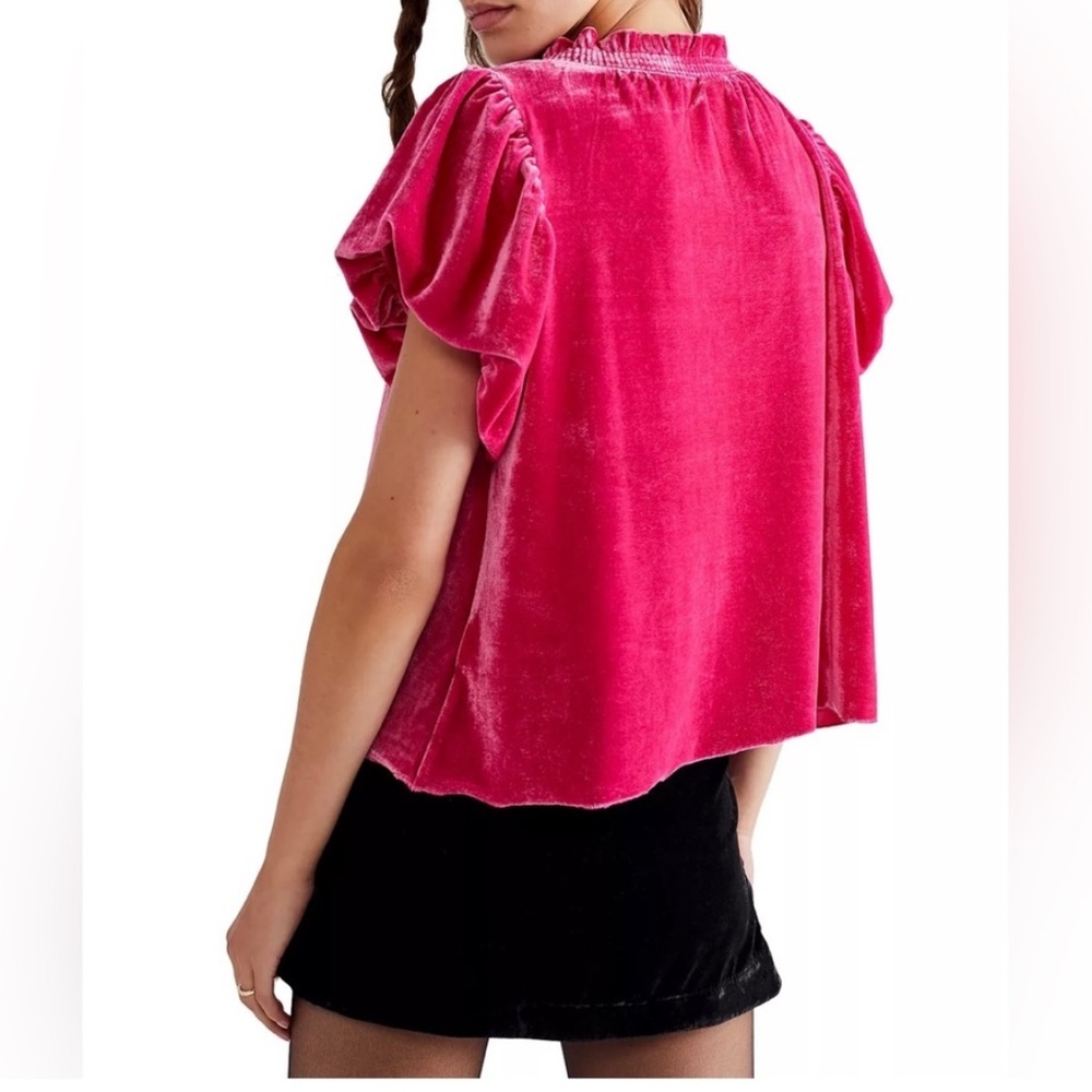 Free People Fuchsia Crop Top Terese Velvet Shorts Puff Sleeve Keyhole Tie Neck - Picture 16 of 16